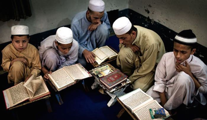 peshawar-madrassa-school-007