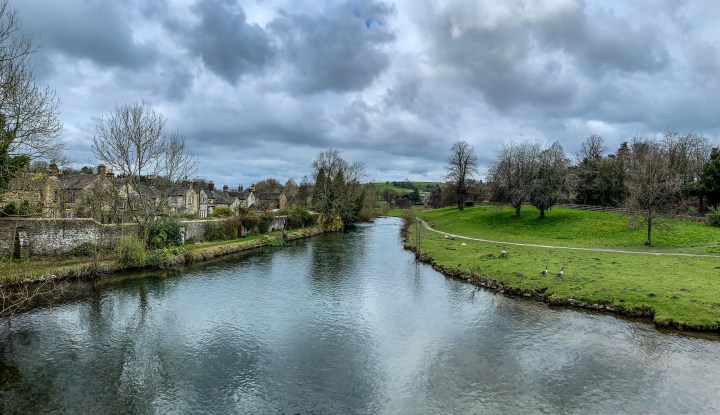 18B50AF3-FA44-4E72-9725-ADD640D85ED0